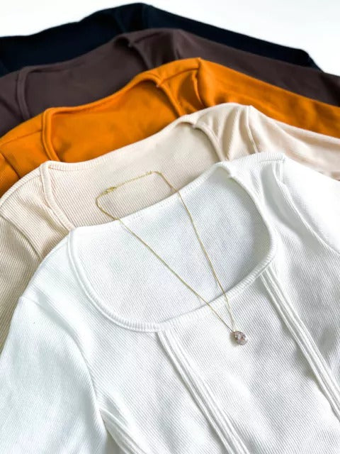 Cropped Feminino Manga Longa de Bico