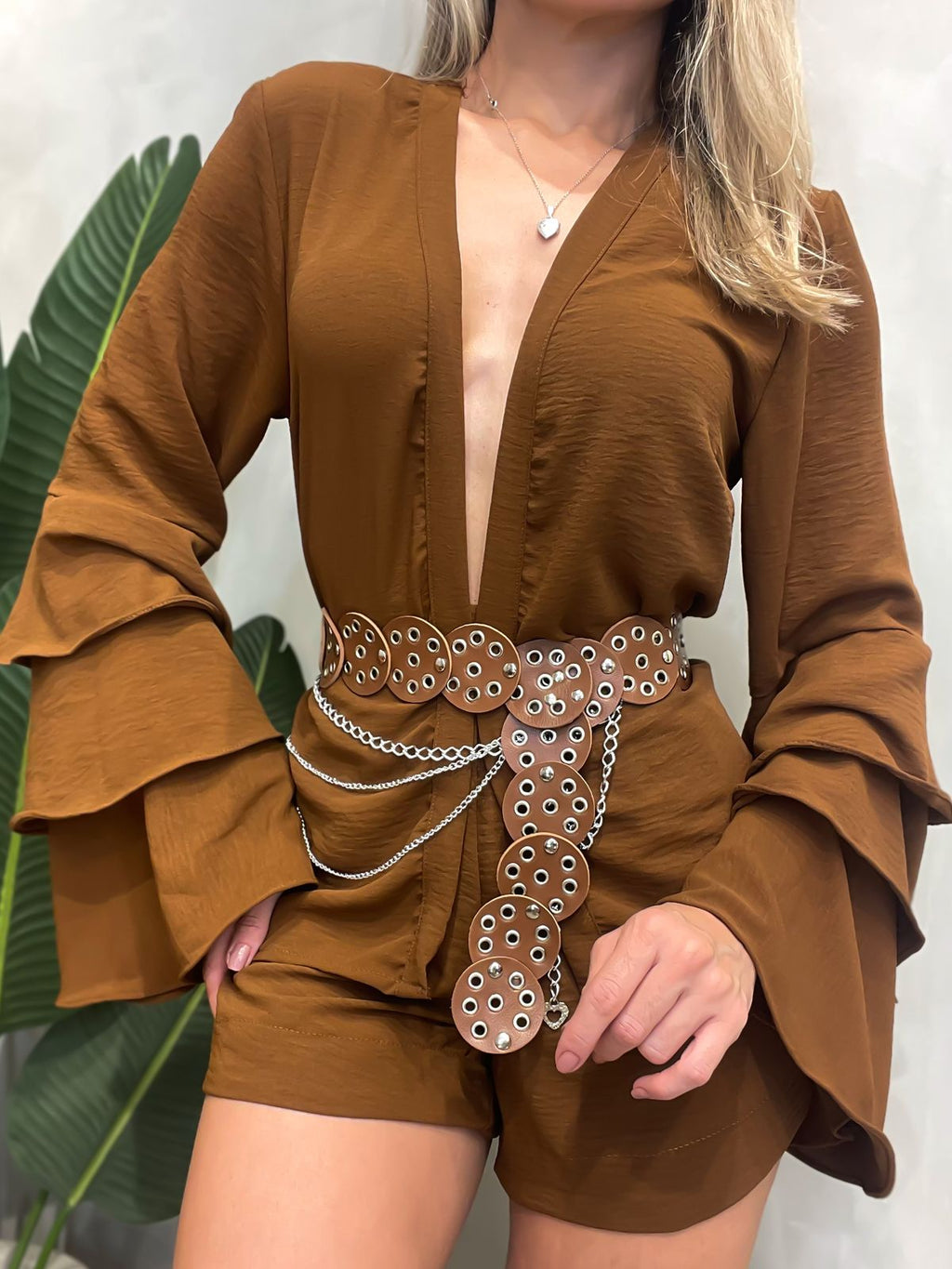 Conjunto Feminino em Duna Shorts e Blusa Manga Longa Boho Chic