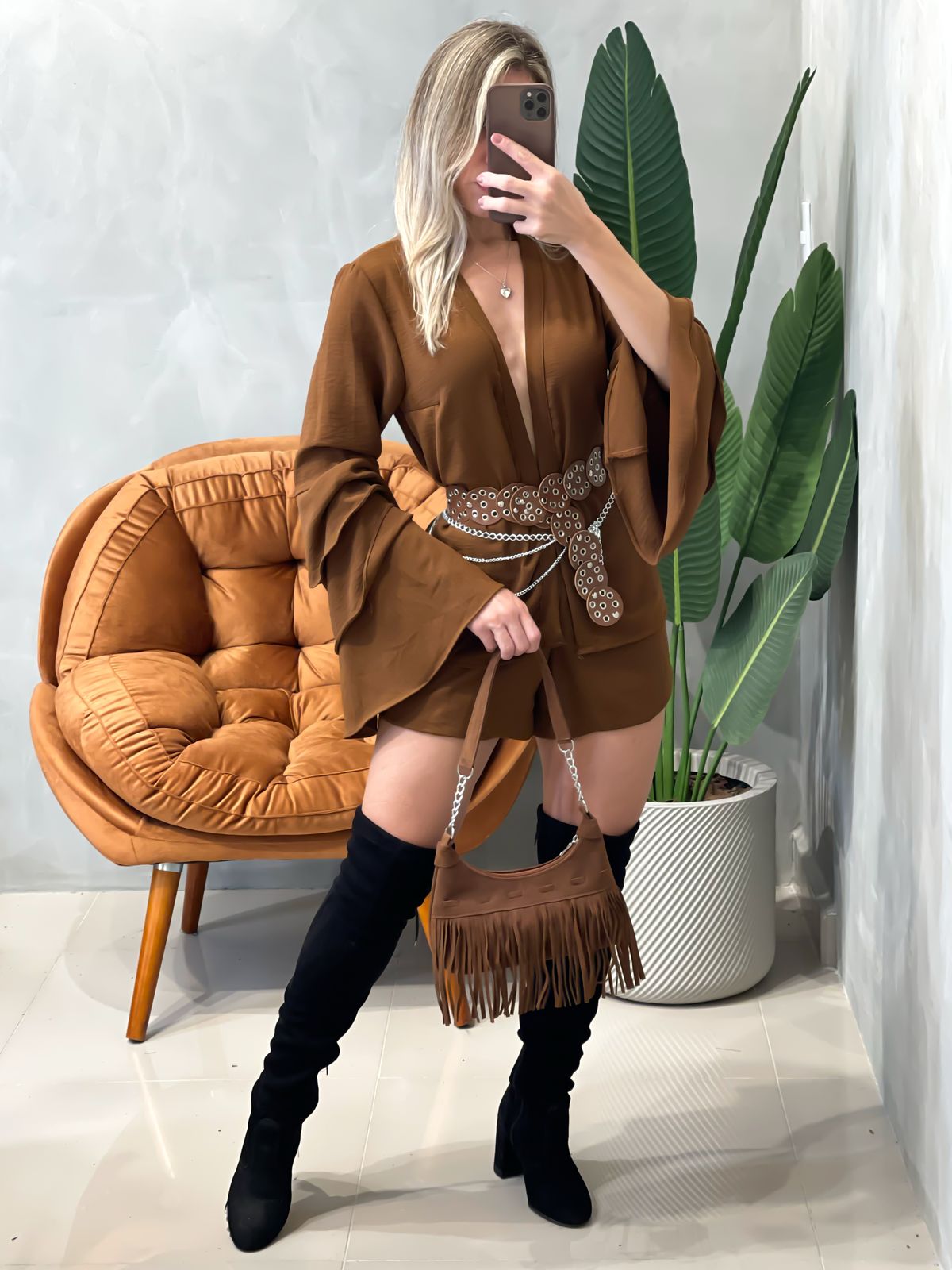 Conjunto Feminino em Duna Shorts e Blusa Manga Longa Boho Chic