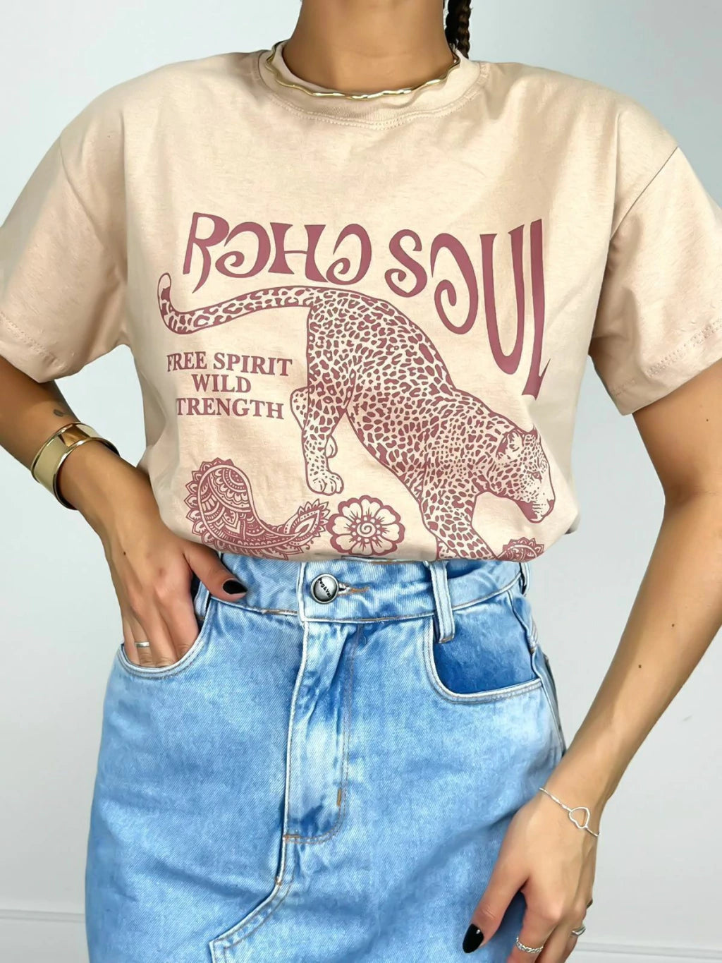 T-Shirt Feminina Estampada Boho Soul Onça Ref. 808