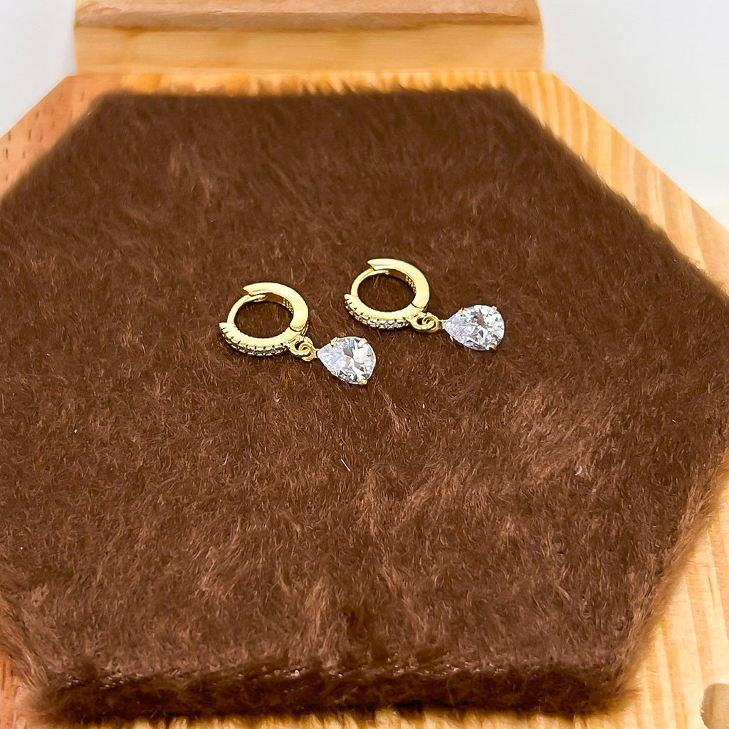 BRINCOS ARGOLA ARTICULADA GOTA CRAVEJADA CRISTAL - BANHO OURO 18K