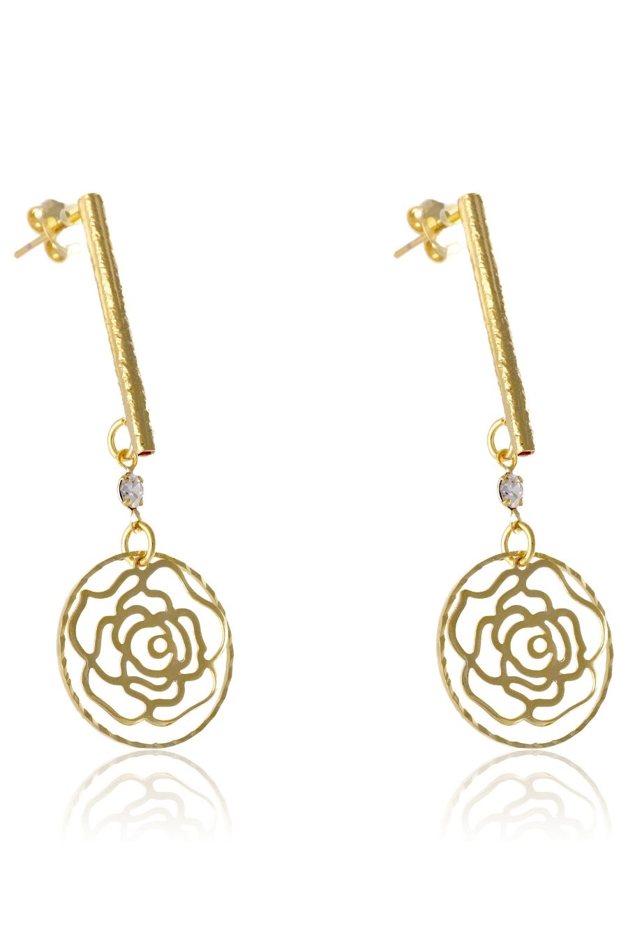 Brinco Médio De Fio Trabalhado e Flor Vazada Banhado em Ouro 18k