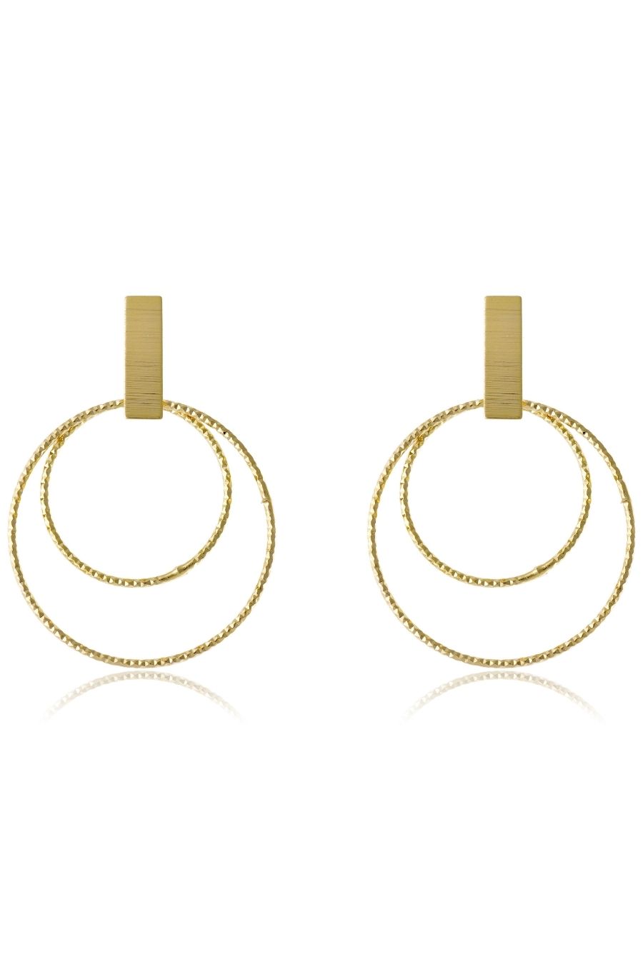 Brinco com Fio Grosso e Dois Círculos Banhado em Ouro 18k