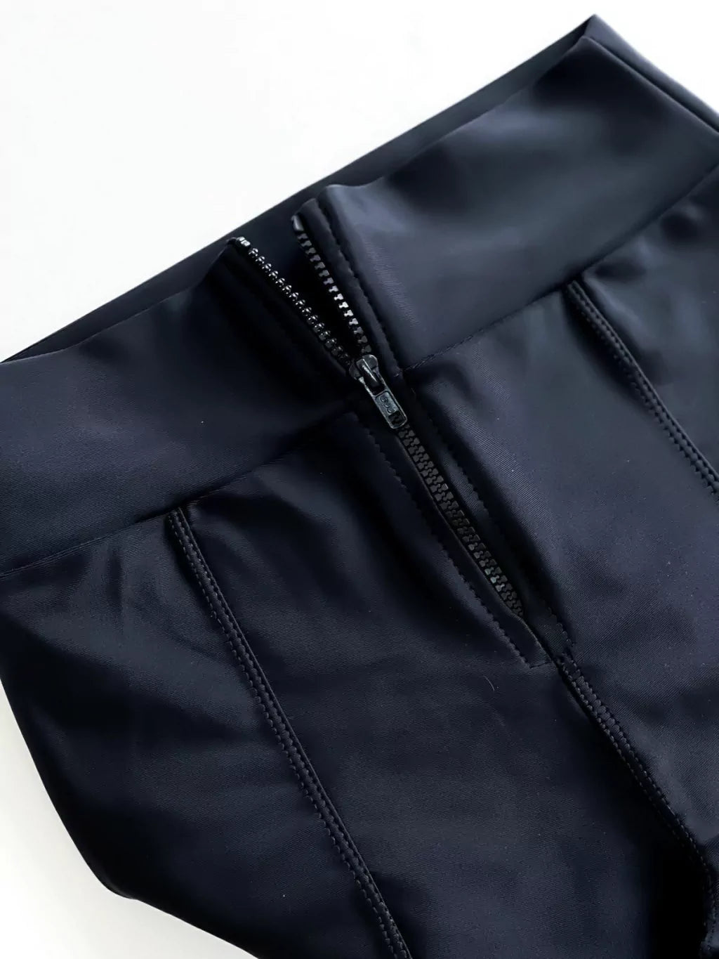 Calça Feminina Skinny  Prada com Zíper Liz ref.144