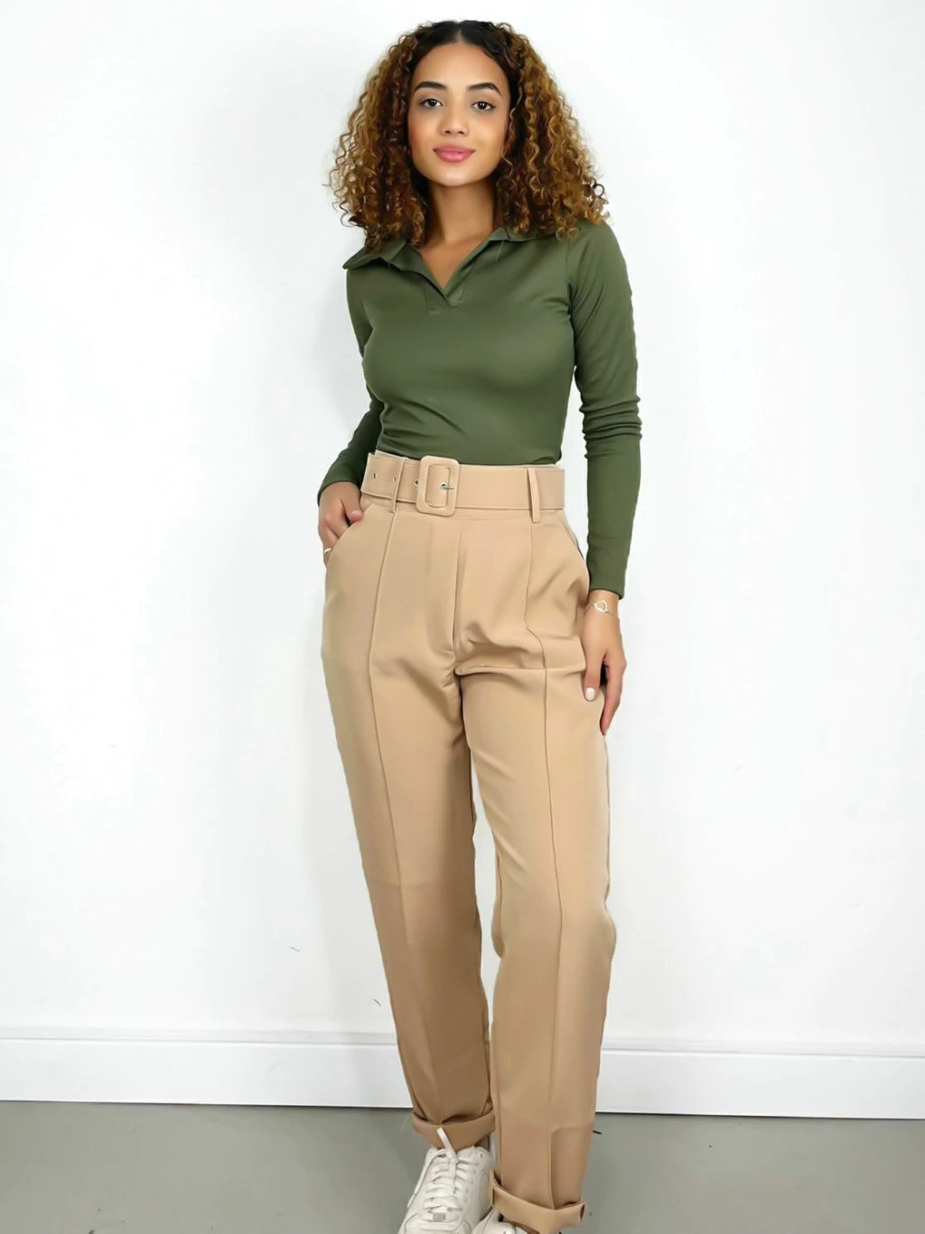 Calça Feminina em Alfaiataria Skinny Sirlene Ref. 636