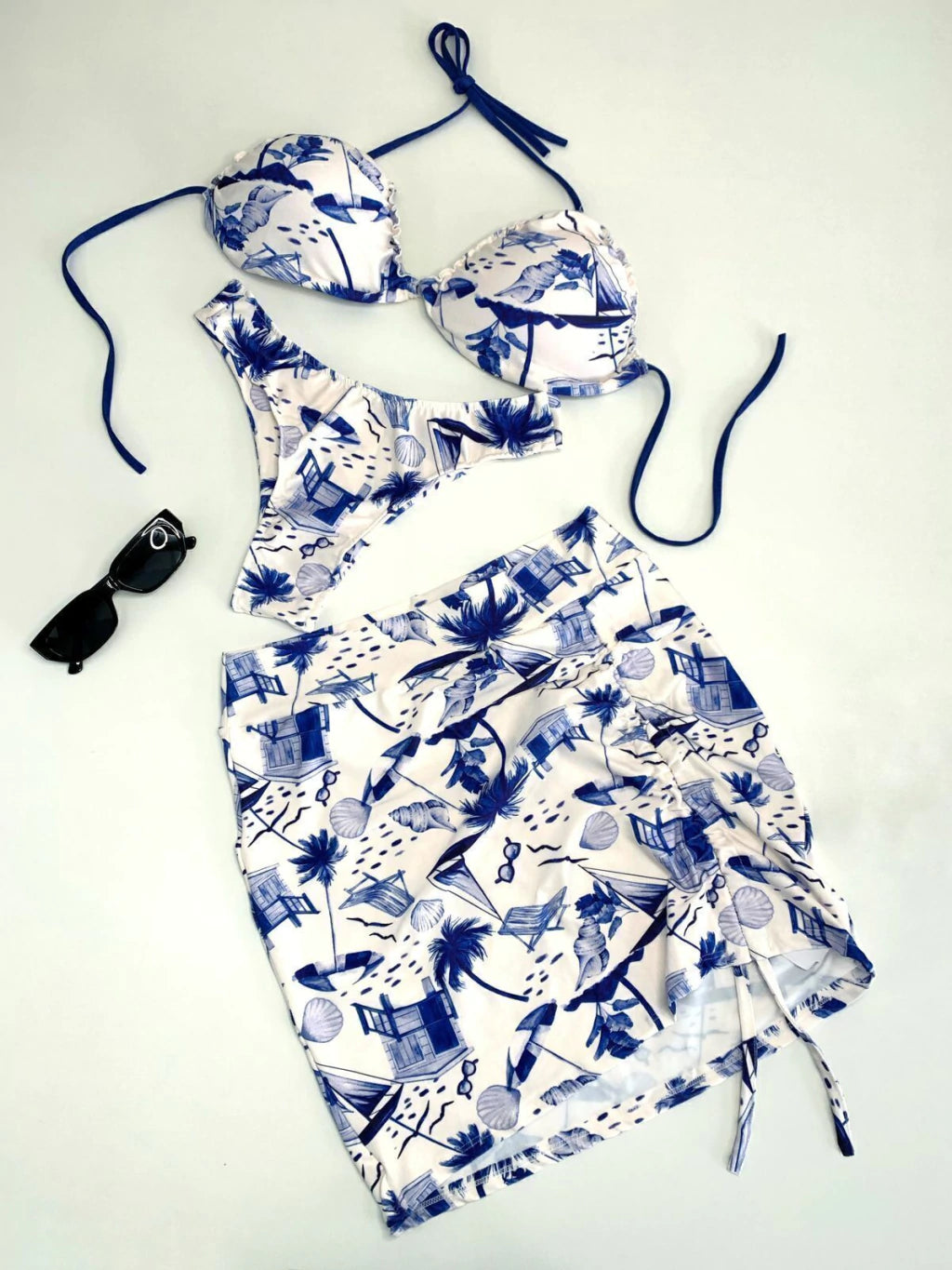 Conjunto Feminino Biquíni e Saia Curta Regulável